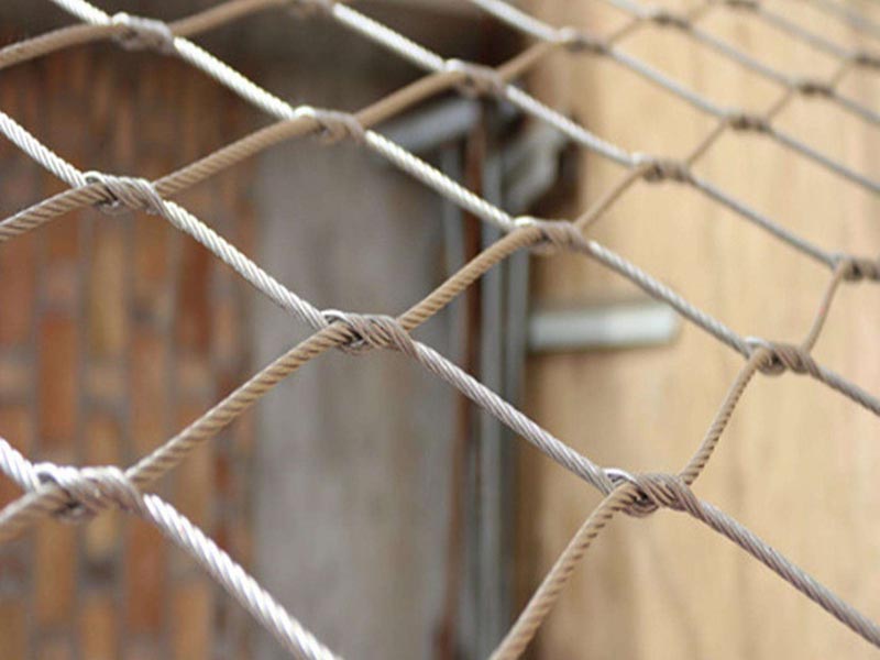 �Θ������o�K�W